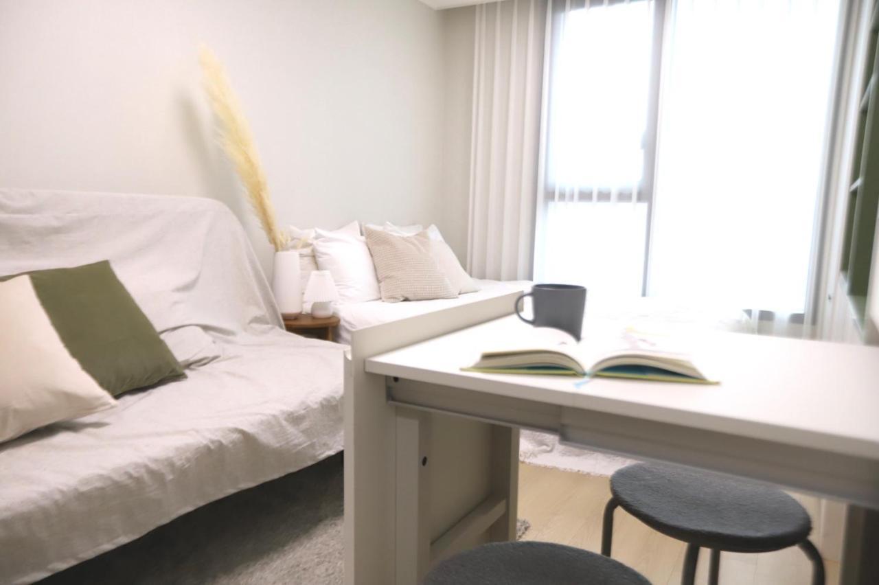 Apartment The Share Myeongdong Сеул Екстериор снимка