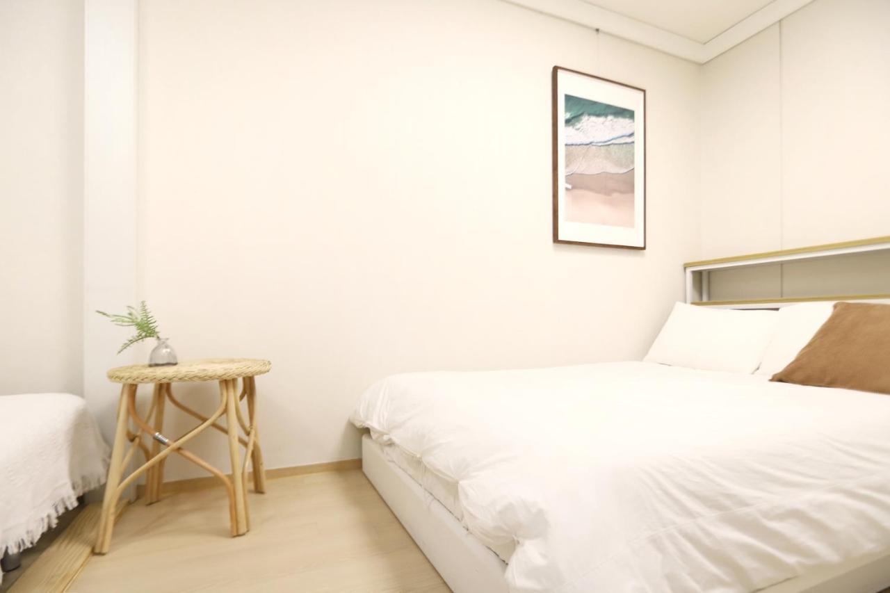 Apartment The Share Myeongdong Сеул Екстериор снимка
