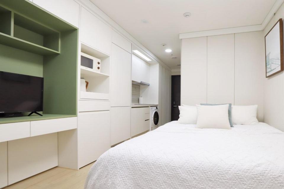Apartment The Share Myeongdong Сеул Екстериор снимка
